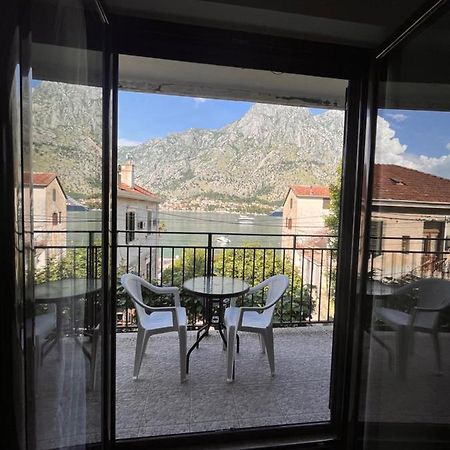 Apartment With Sea View Kotor Exterior photo